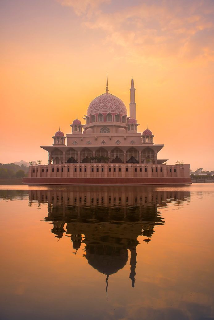 Best places to visit in Kuala Lumpur, Malaysia – The Stupid Bear