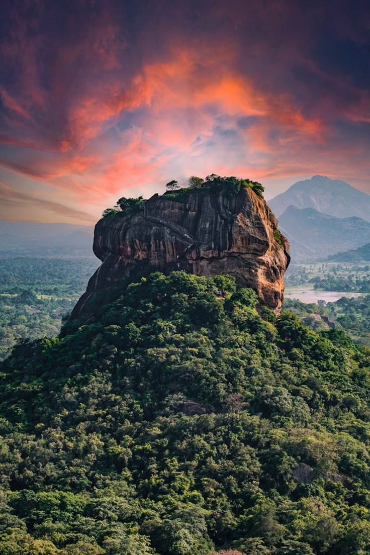 20 Unmissable Things to Do in Sri Lanka