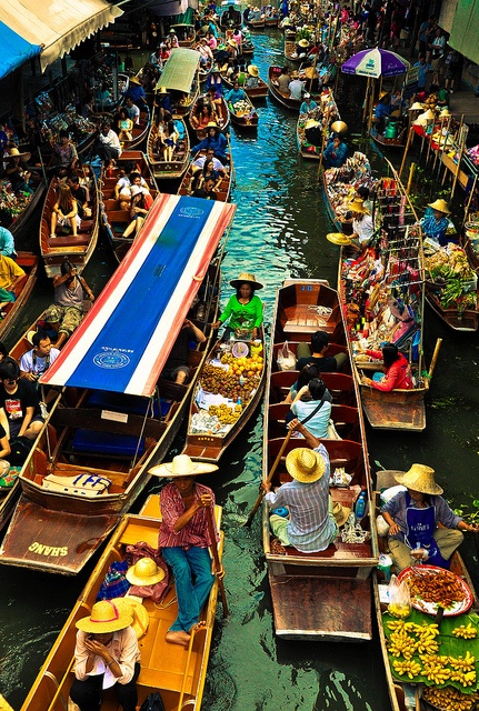 Floating market shoppers, Thailand _