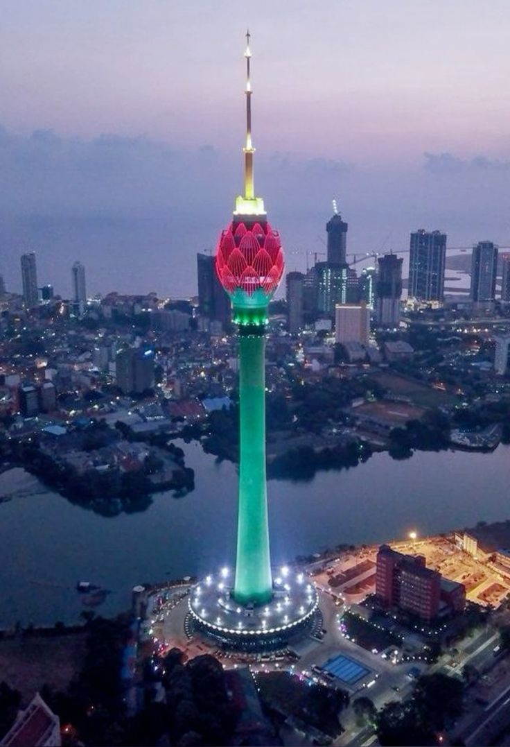 Lotus Tower (Sri Lanka)